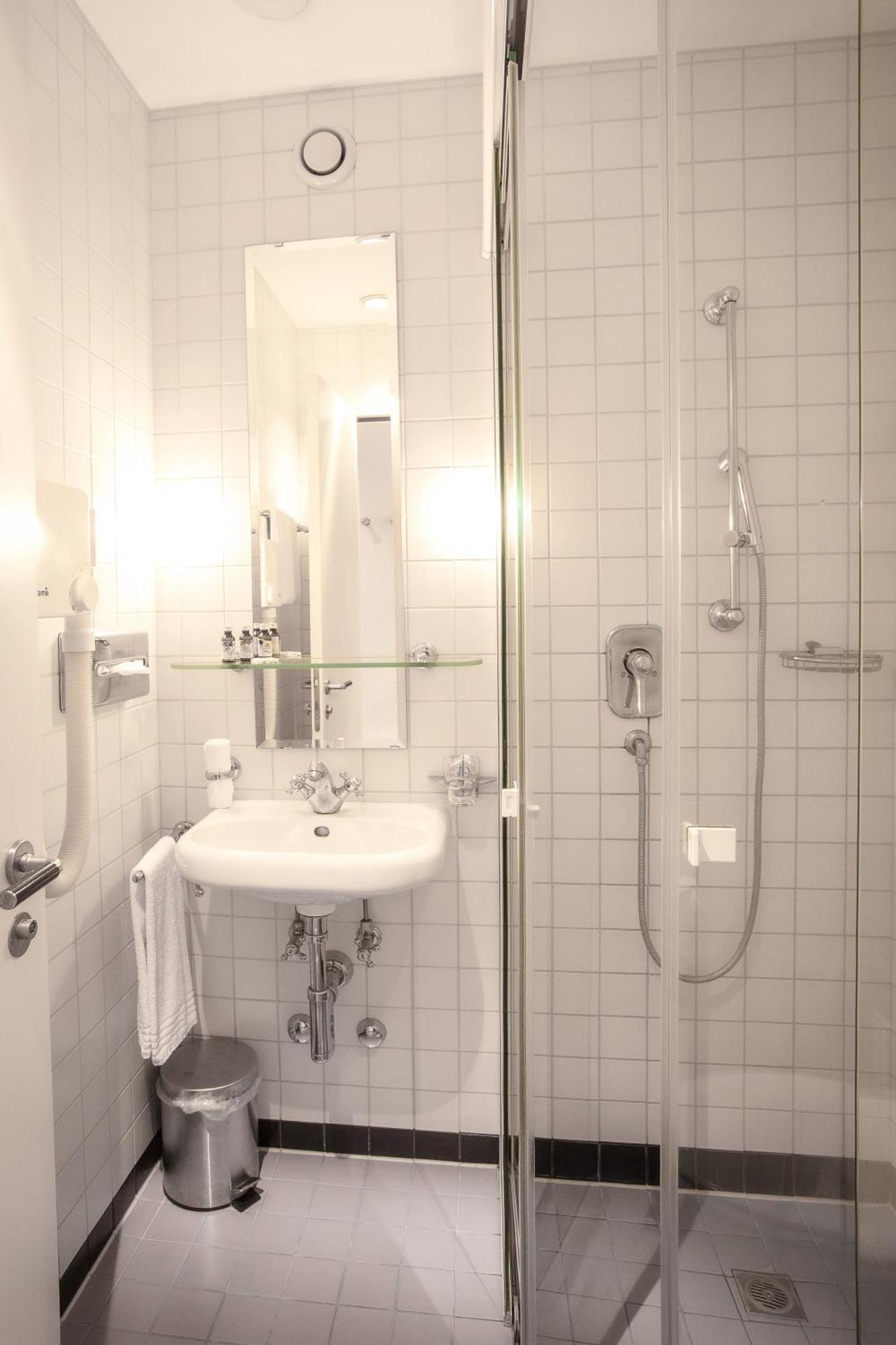 Hotel Loge Винтертур Экстерьер фото